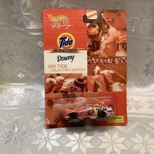 Mattel Hot Wheels Racing #32 Tide Downy 2001 Collector’s Edition